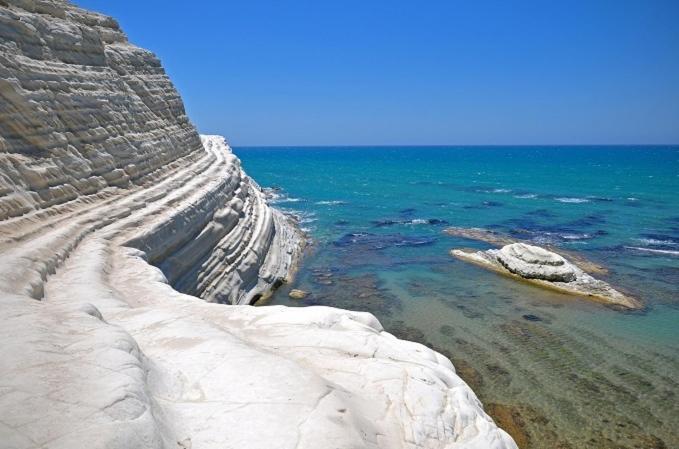 Casa Vacanza Rosariomaria 레알몬테 외부 사진
